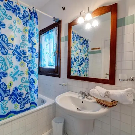 Apartment Charming Small Bella No2081